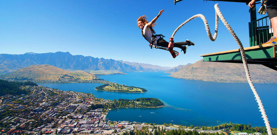 Top 10 bungee jumps in the world