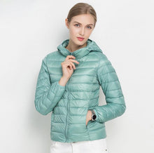 Winter Women Ultra Light Down Jacket 90% Duck Down Hooded Jackets Long Sleeve Warm Slim Coat Parka Female Solid Portabl Outwear