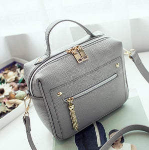 Retro Female Minimalist Crossbody Bag Small Women Shoulder Bag Tassel Women Messenger Bags Tote Handbag Designer Bolsas LB81 - 64 Corp