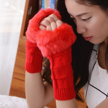 Knitted Woolen Gloves Artificial Fur Long - 64 Corp