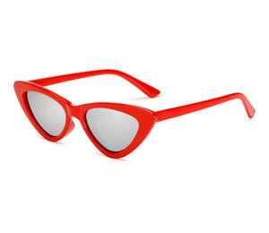 2018 small cateye triangle cute sexy retro cat eye sunglasses women small black white vintage cheap sun glasses oculos de sol - 64 Corp