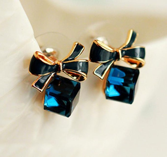 High Quality Fashion 2018 Chic Shimmer bow knot Cubic Green Blue Crystal Earrings Rhinestone Stud Earrings For Women pendientes - 64 Corp