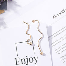 2018 Korean Fashion Artsy Gold/Silver Asymmetric Wave Shape Stud Earrings Geometric Long Earring For Women Girls Jewelry Bijoux - 64 Corp