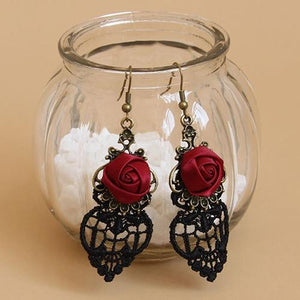 1 Pair Vintage Gothic Vampire Halloween Black Lace Red Flowers Dangle Earrings
